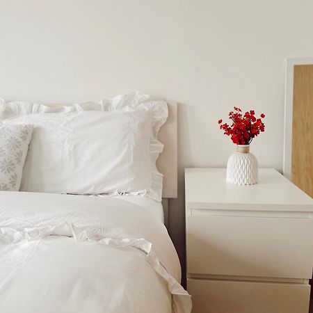 En-Suite Room 5Mins From Tower Bridge Londra Esterno foto